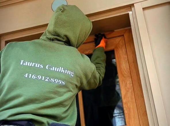 Professional Caulking Services - Clean, Durable, and Weatherproof Seals